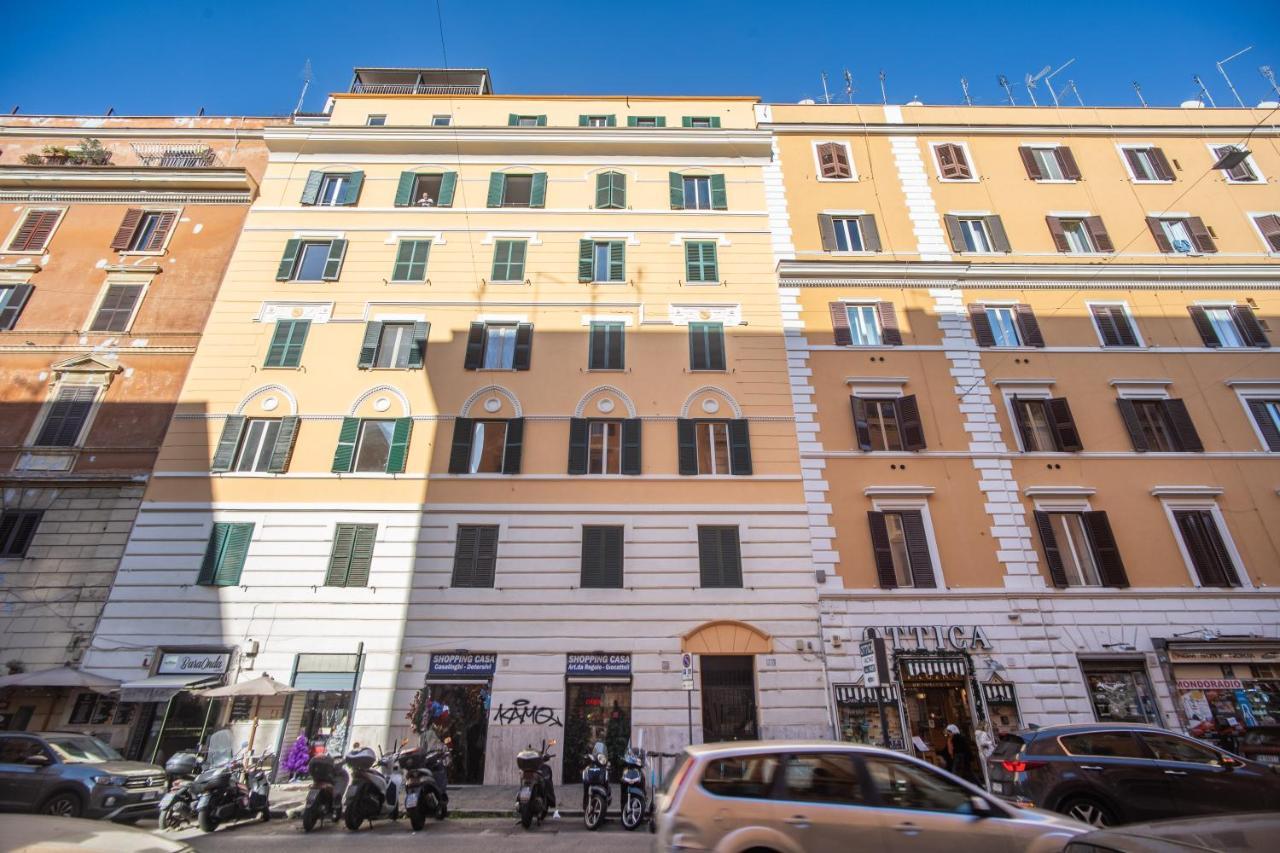 Newly Renovated Apartment By The Vatican Rome Exterior photo